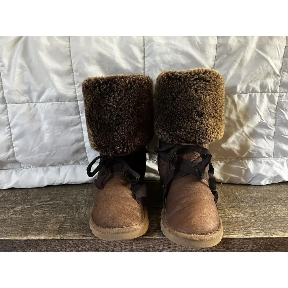 Ugg Limited Edition Bronze Metallic Ribbon Boots Women's size 6 NWOB